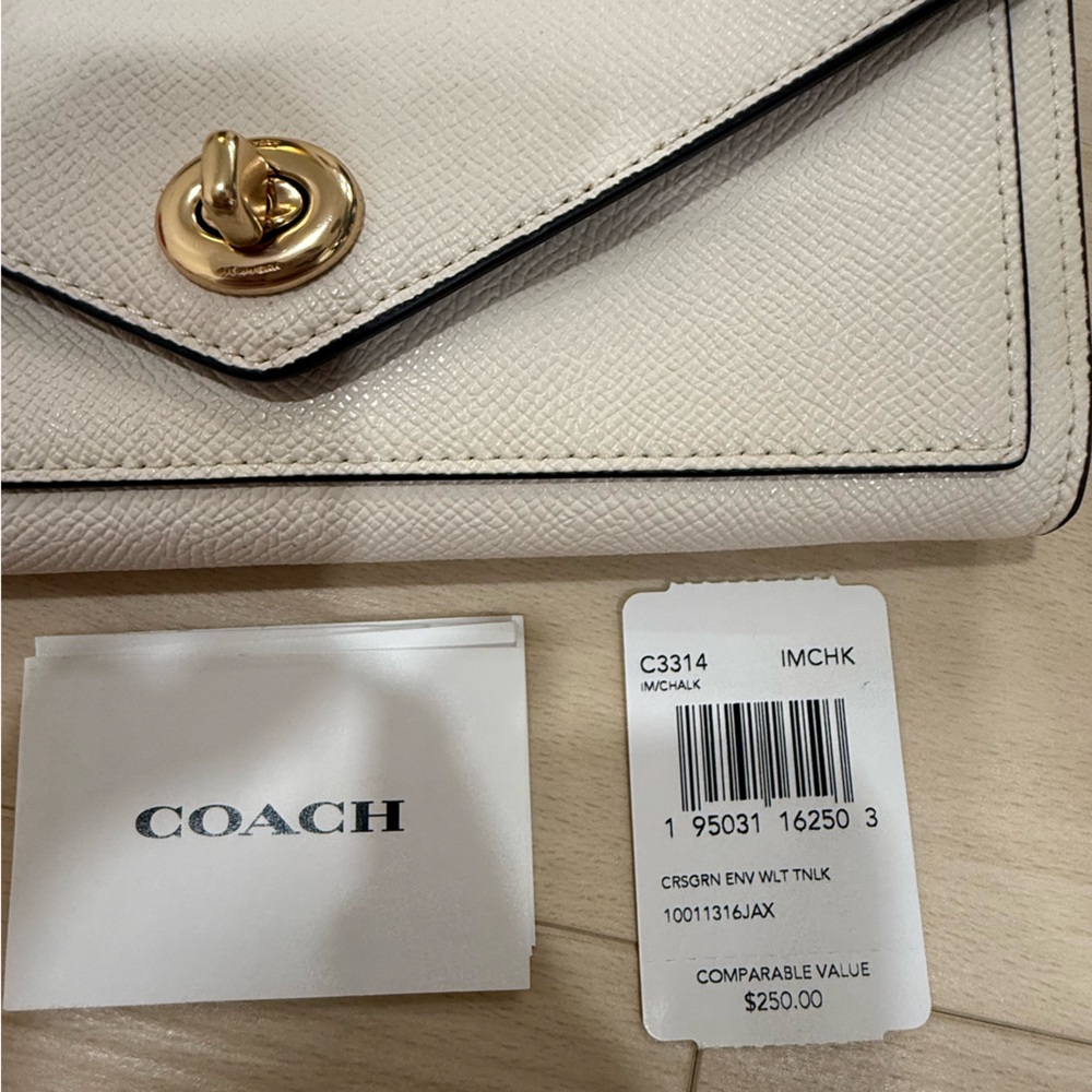 (NWT) Coach Envelope Wallet C3314 - Picture 7 of 9